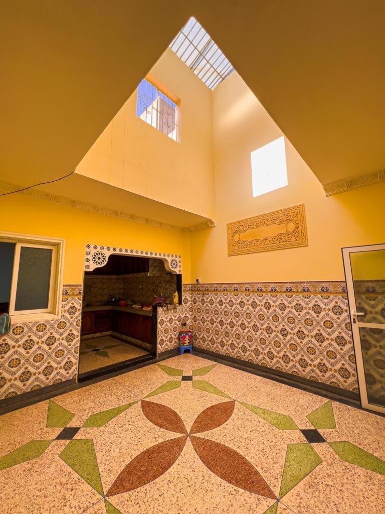Dar Haut De Gamme Et A Un Prix Imaginaire Hostcom For Families Only Уджда Экстерьер фото